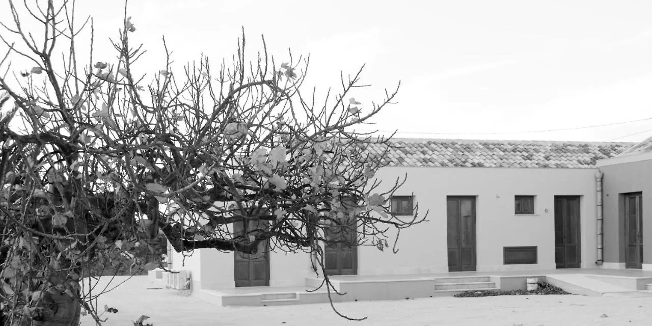 Baglio Antico Bed & Breakfast Fulgatore